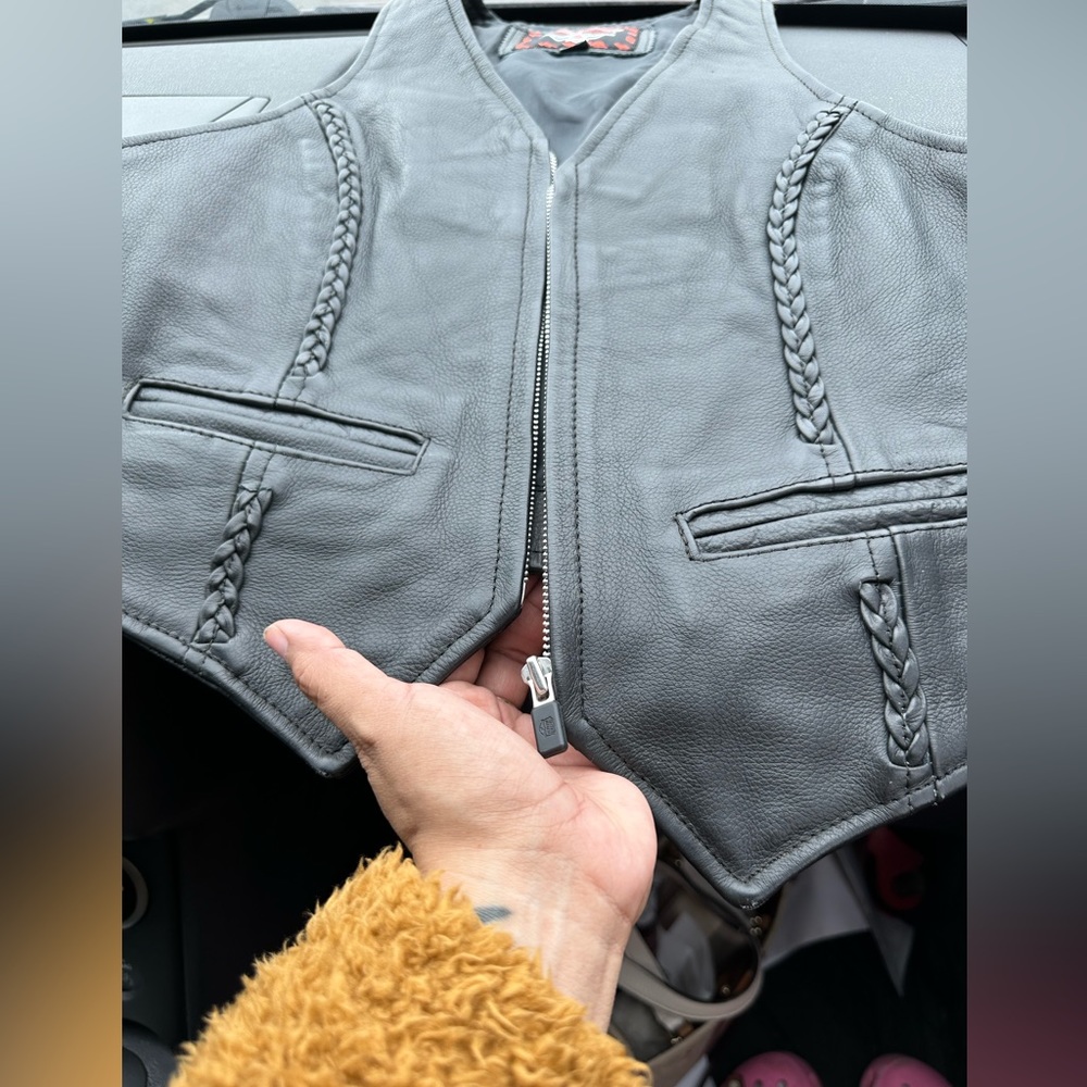 Interstate leather medium vest